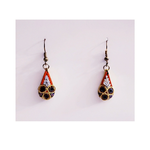 Jewelry - Vintage Unique Earrings